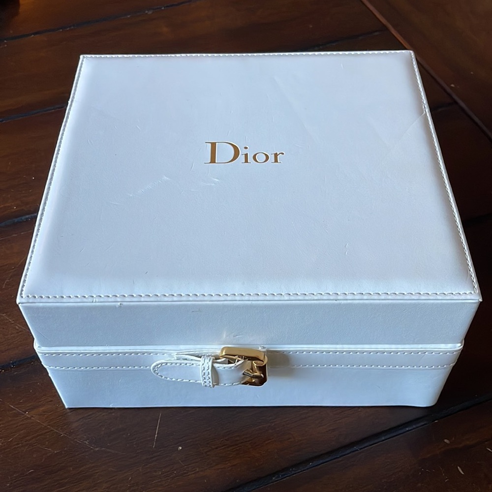 Dior Box - Picture 2 of 7